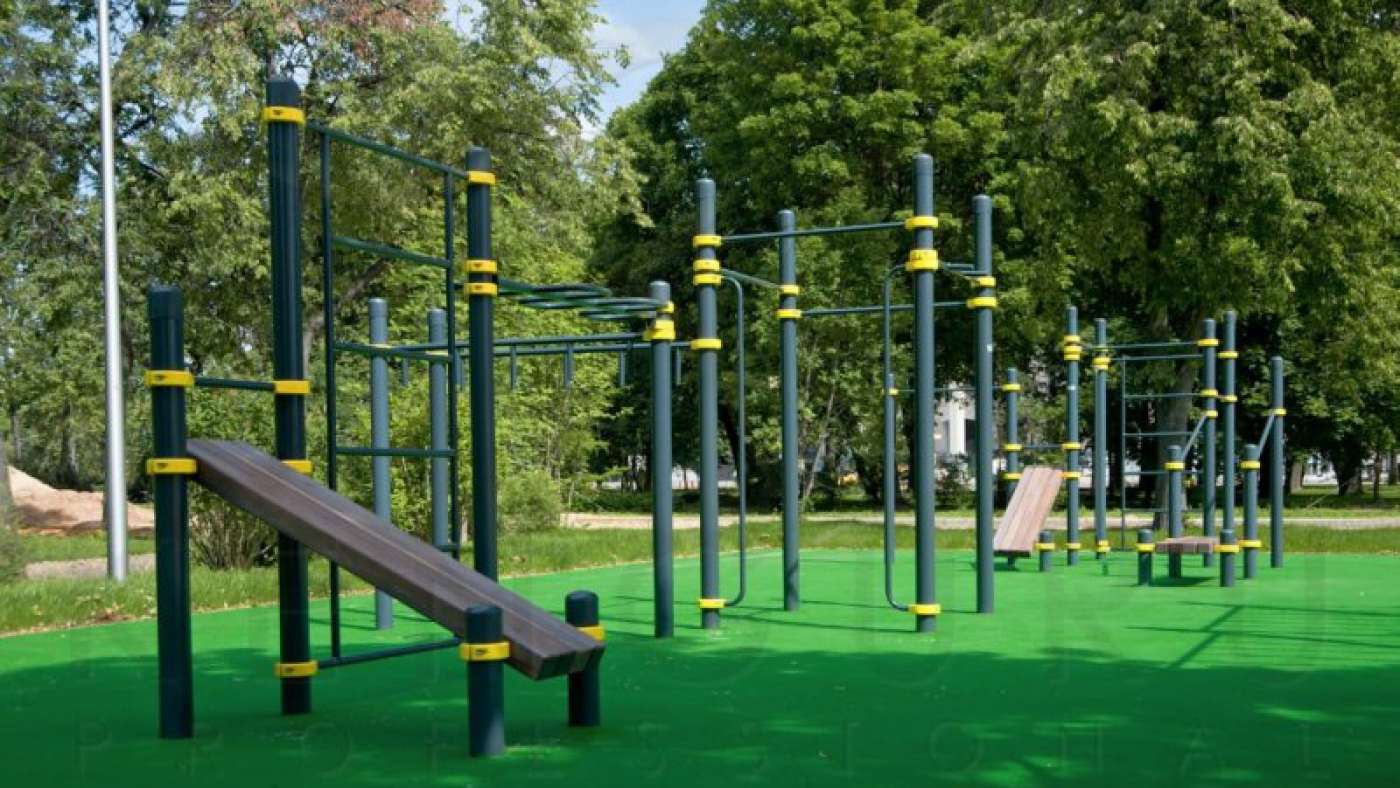 Площадка для Workout в поселке Кедровое