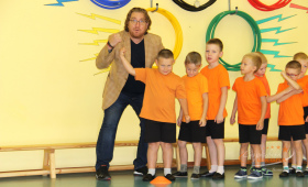 Воспитанники детского сада и Исаков Владислав