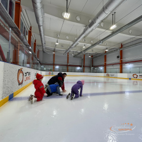 Первая тренировка по фигурному катанию