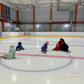 Первая тренировка по фигурному катанию