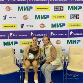 Василиса Абакумова с тренером