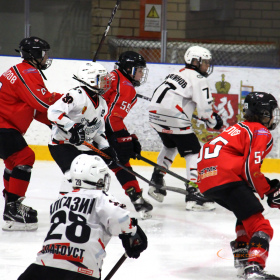 ХК «Авто – Верхняя Пышма» 2010 – ХК «Таганай» 2010 (Златоуст)