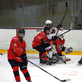 ХК «Авто – Верхняя Пышма» 2008 – ХК «D13» 2008