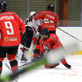 ХК «Авто – Верхняя Пышма» 2008 – ХК «D13» 2008