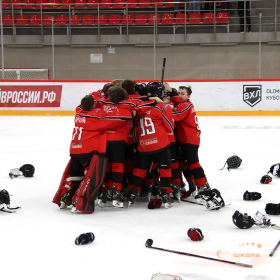 ХК «Горняк» (г. Оленегорск) - ХК «Авто» (г. Верхняя Пышма)