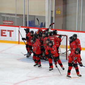 ХК «Горняк» (г. Оленегорск) - ХК «Авто» (г. Верхняя Пышма)