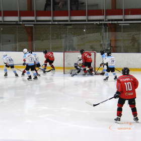 ХК «Авто – Верхняя Пышма» 2011 – ХК «Легенда» 2011