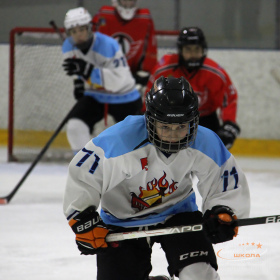 ХК «Авто – Верхняя Пышма» 2011 – ХК «Легенда» 2011