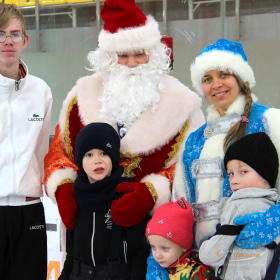 Новогодний праздник для особенных детей