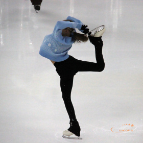 Ночное массовое катание на коньках