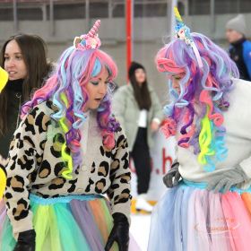 Ночное массовое катание на коньках