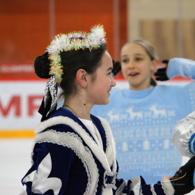 Ночное массовое катание на коньках