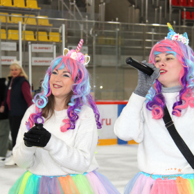 Ночное массовое катание на коньках