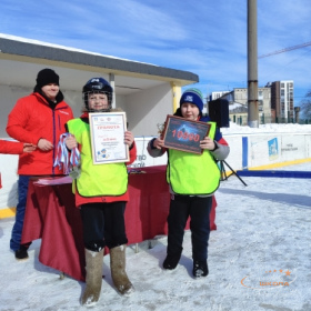 Школьная хоккейная лига на валенках