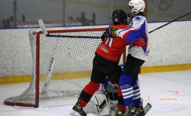 ХК Авто - ХК СШ А.В. Кожевникова