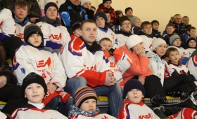 Детская хоккейная лига